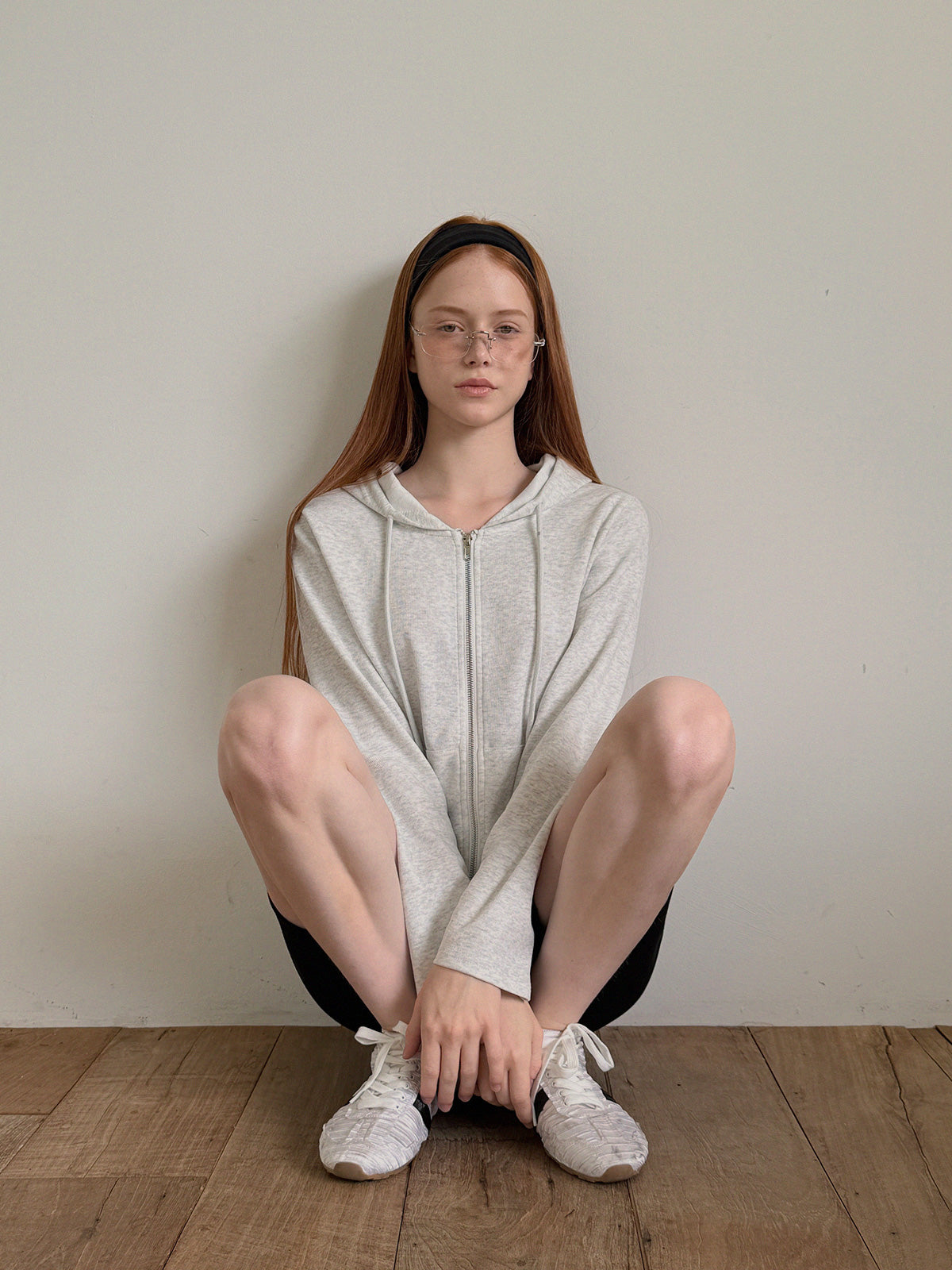 【TWEE】Baeky Round Hood Zip-Up